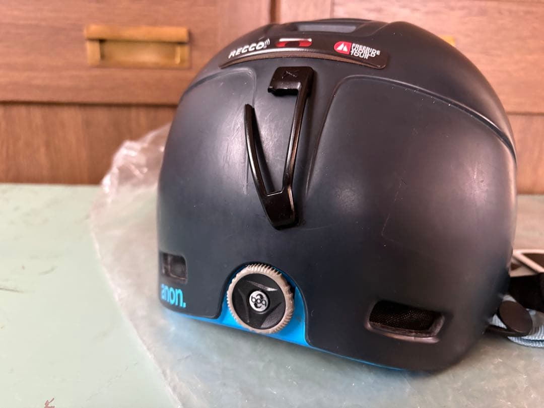 BURTON ANONバートンアノン　Helo2.0 スノーボードヘルメット