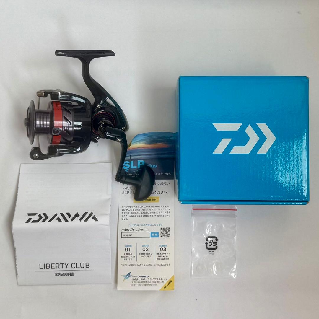 【新品未使用】ダイワ 17 リバティクラブ 3000