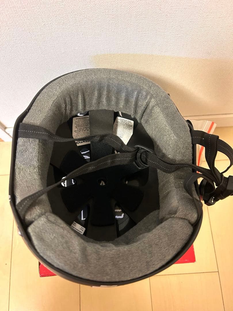 187 KILLER PADS PRO SKATE HELMET Sサイズ