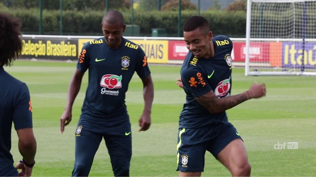 ブラジル代表　トレーニングウェア