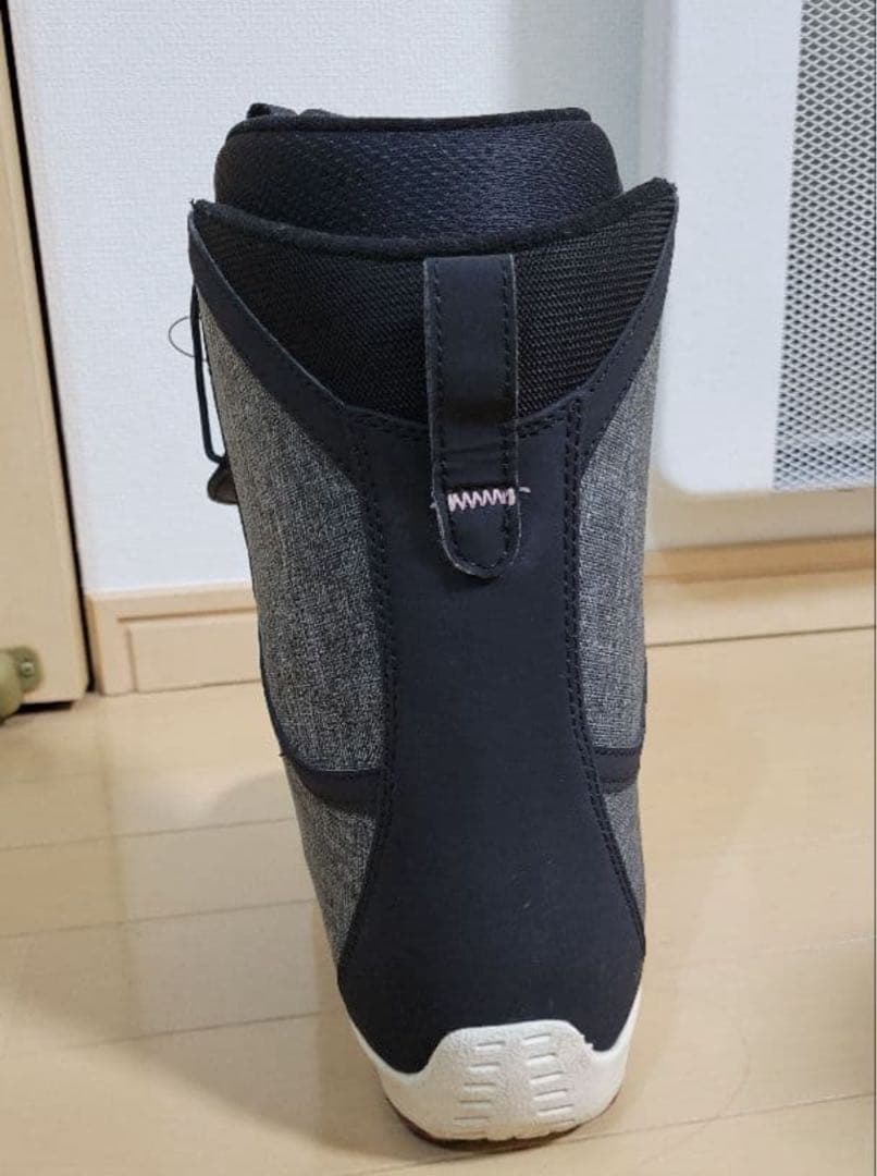 SWIVEL スノーボードブーツ 23.5cm