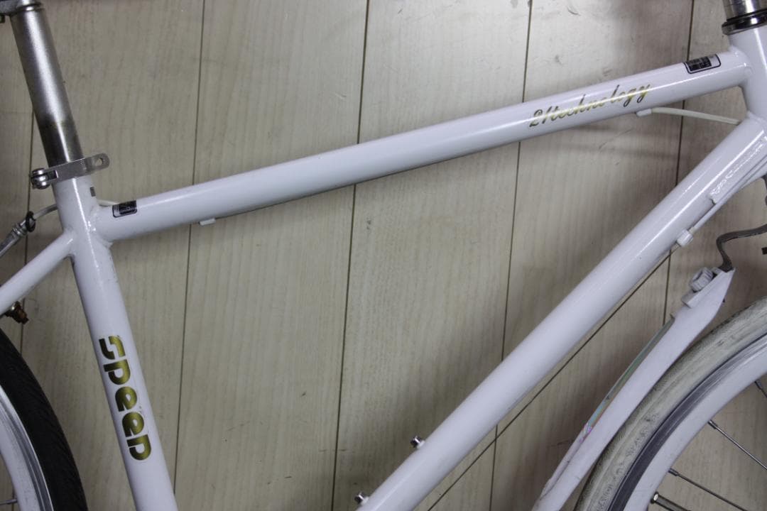 21テクノロジー700C 6速 430mm クロスバイク WHITE