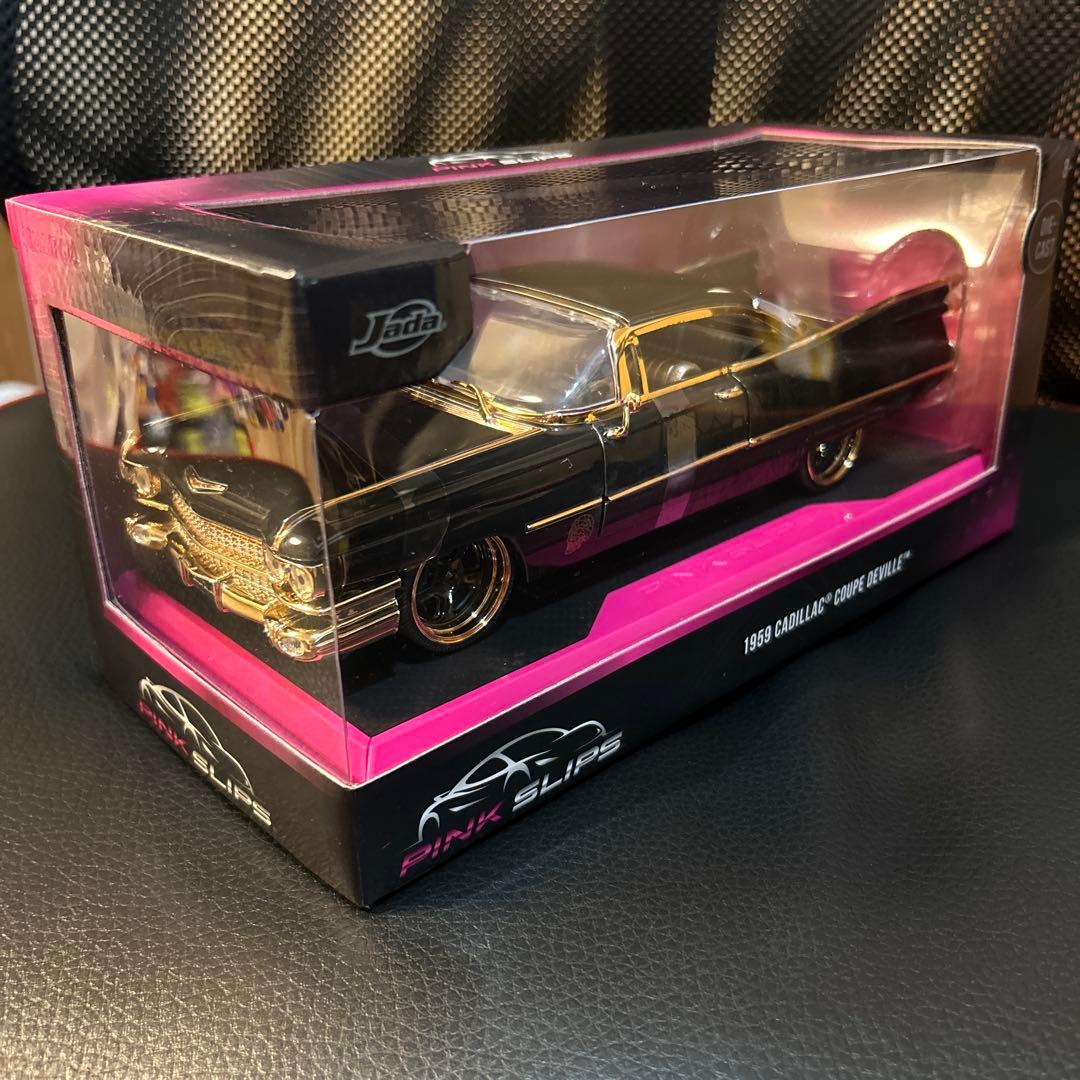 jadatoys ピンクスリップス　1959 CADILLAC COUPE DE