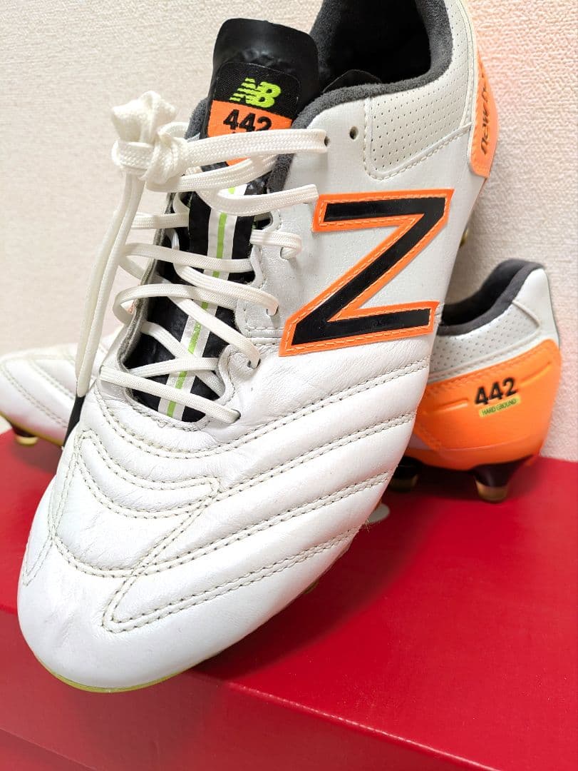 New Balance 442 サッカースパイク ホワイト/オレンジ 28センチ