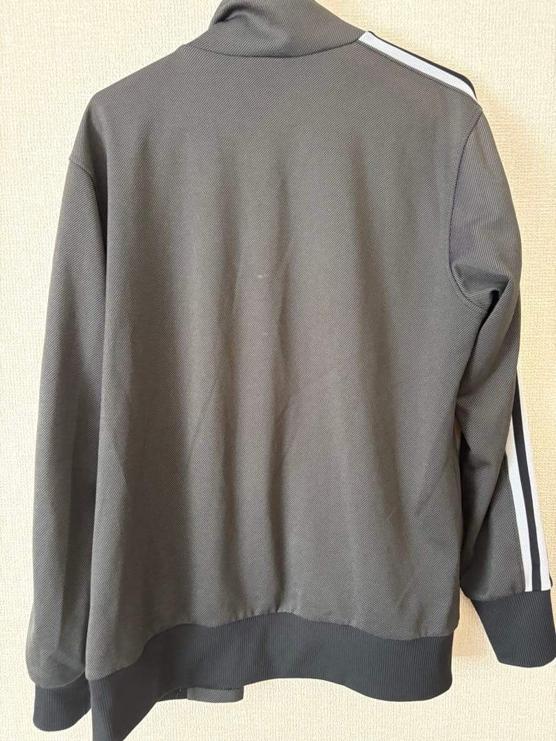 adidas デニム風ジャージ　セットアップ