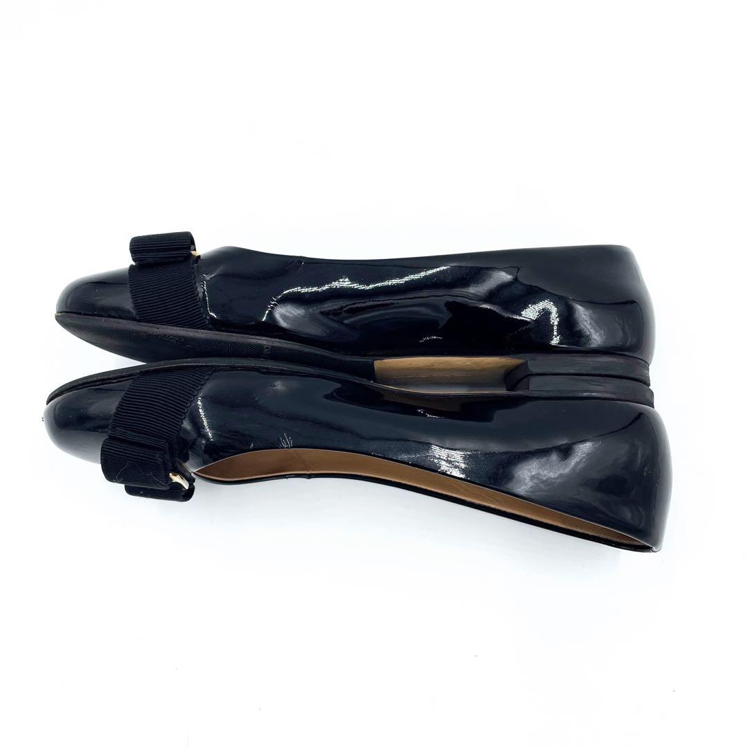 美品　Ferragamo ヴァリナ バレリーナシューズ　キルティング　23.5㎝