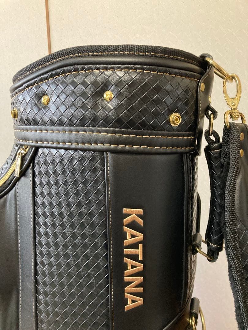 【美品】　カタナゴルフ　キャディバッグ　KATANA黒フード付き