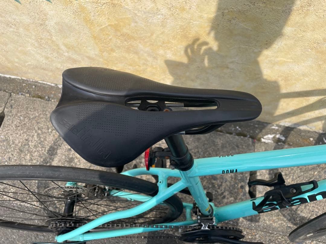 【埼玉南部取りに来てくれる方】Bianchi ROMA3 クロスバイク 46