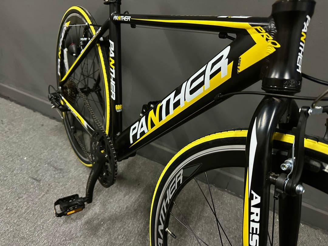 未使用 PANTHER クロスバイク 700C シマノ変速 スポーツバイク