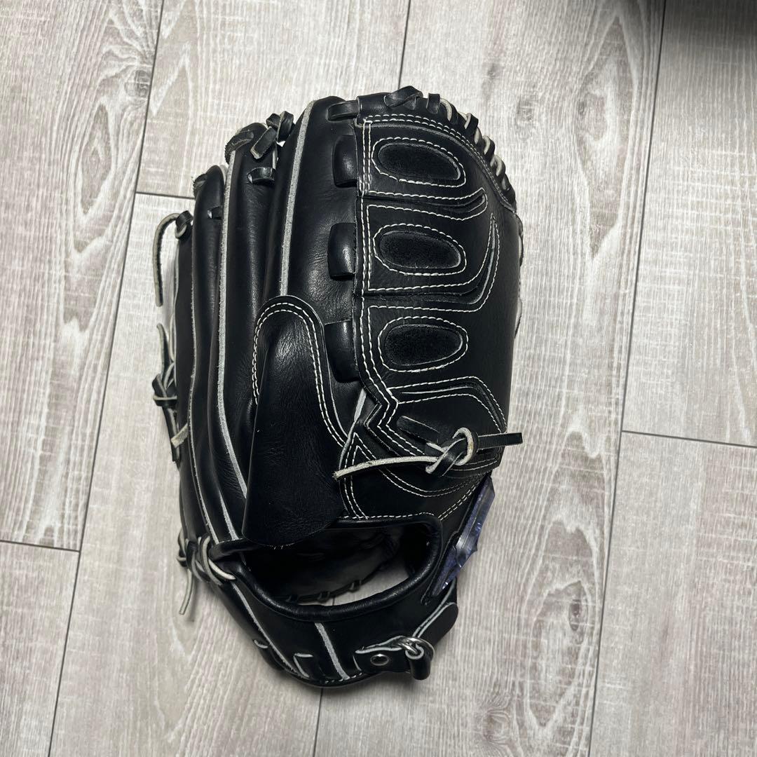 Mizuno 黒い野球グローブ レザー製