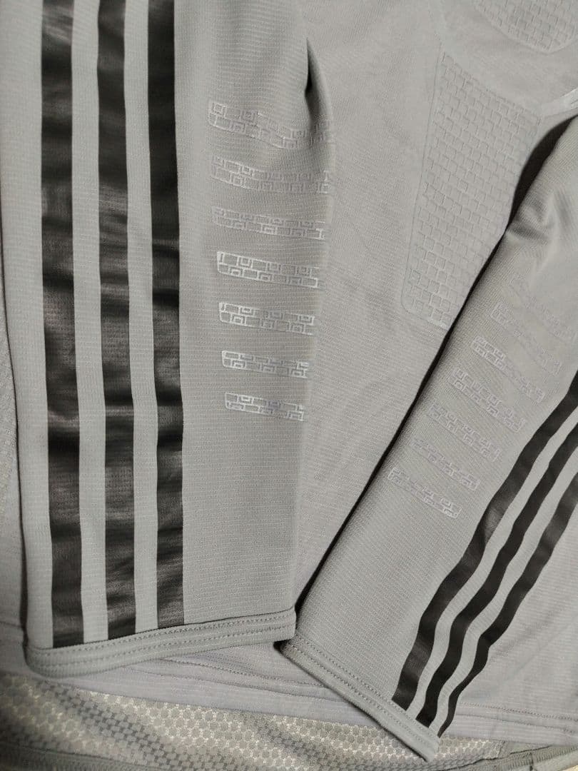 adidas 日本代表 2010W杯南ア大会モデル レプリカシャツ ユニフォーム