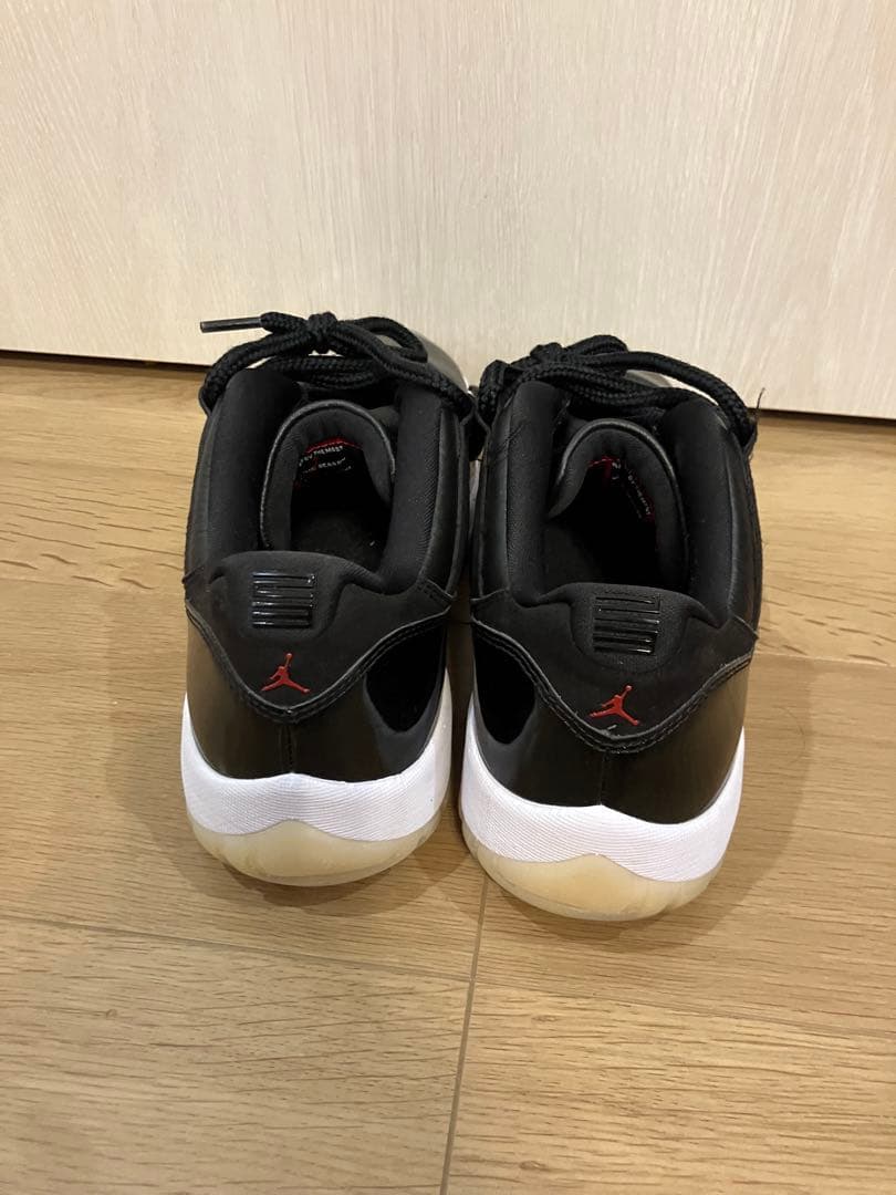 Air Jordan 11 ブラック/ホワイト シューズ