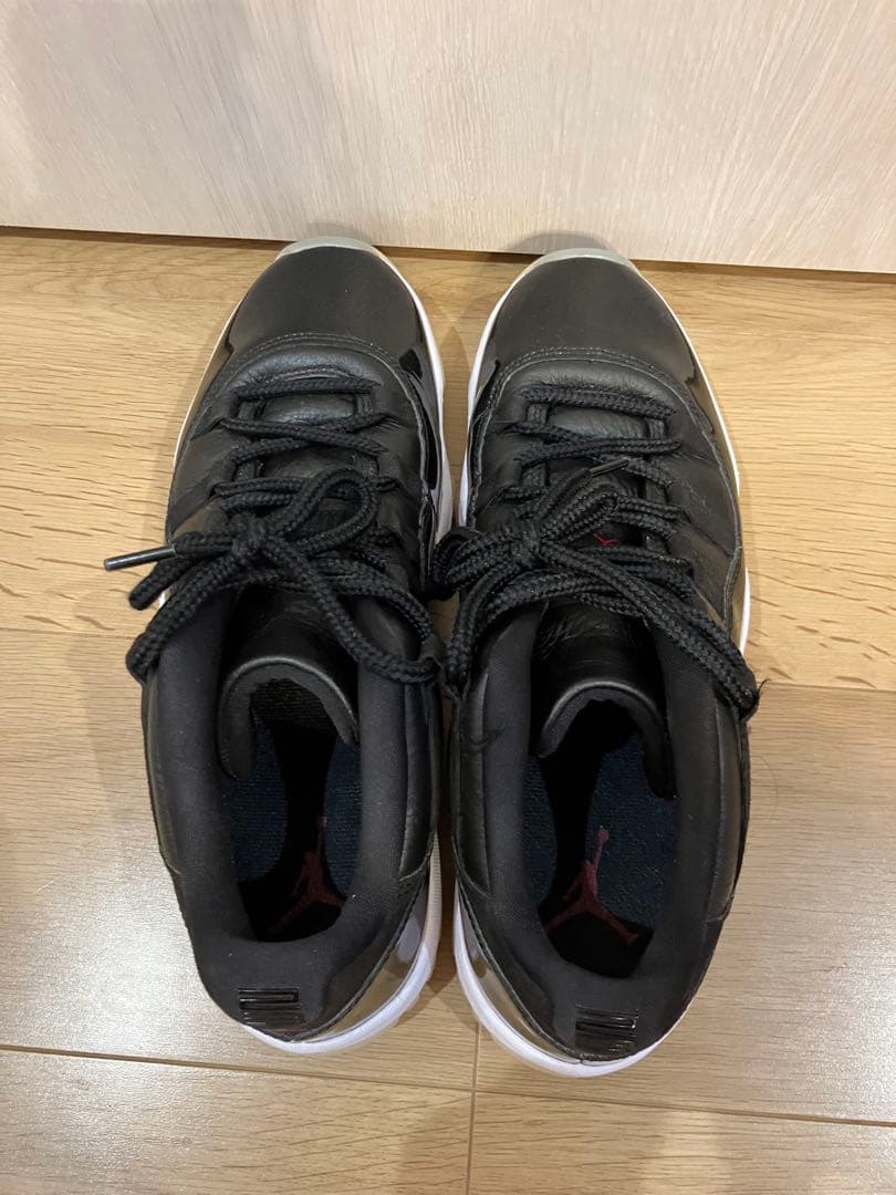 Air Jordan 11 ブラック/ホワイト シューズ