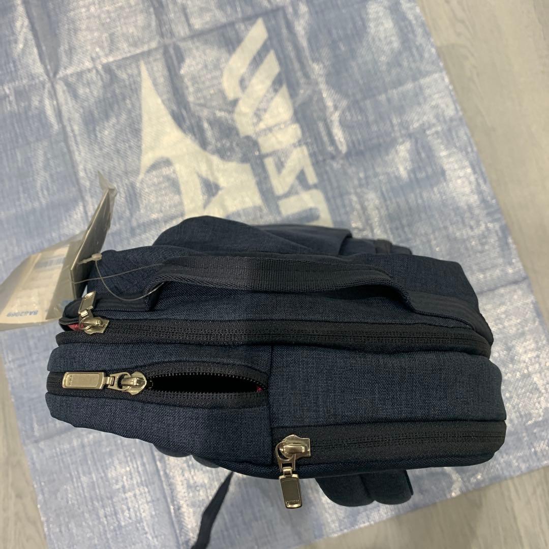 希少　YONEX　レディースラケットバッグパック BAG2069 ネイビーブルー