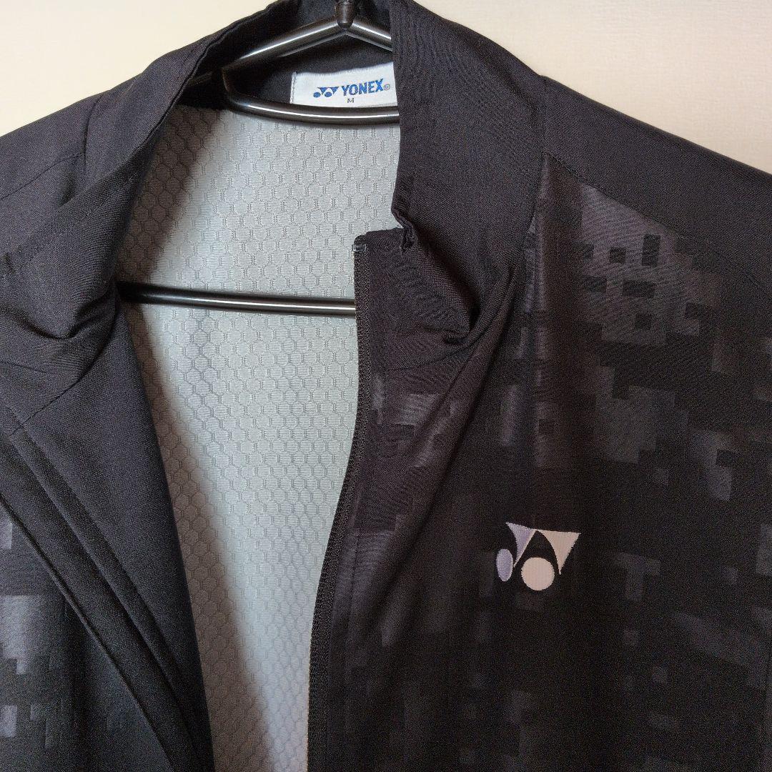 YONEX　ウィンドウォーマージャケット