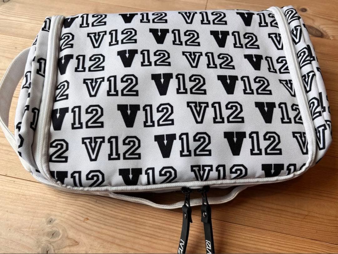 V12 シューズケース メンズ LIVERY SHOES CASE 白