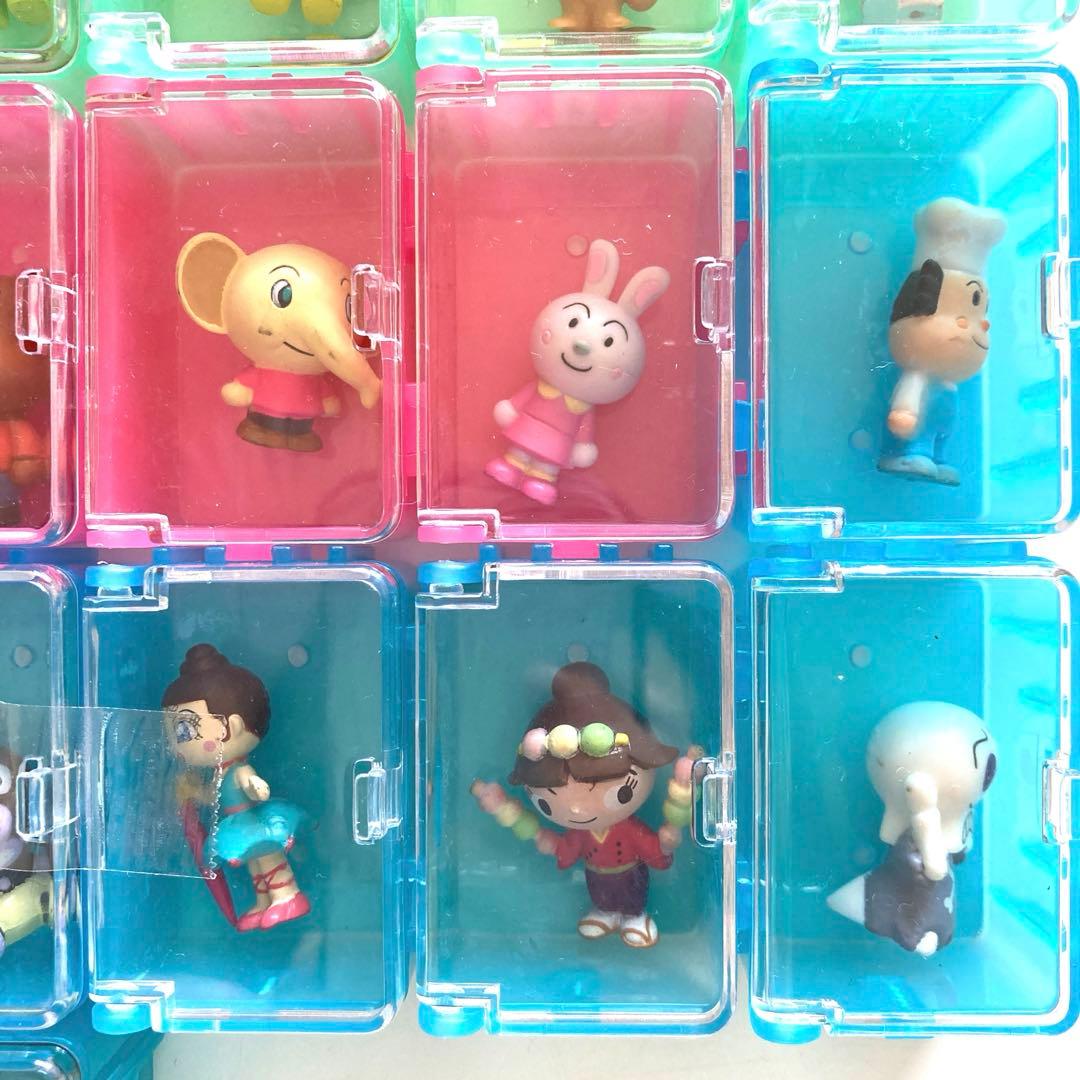 アンパンマンミュージアム コレクションフィギュア 激レアおむつアンパンマン22個
