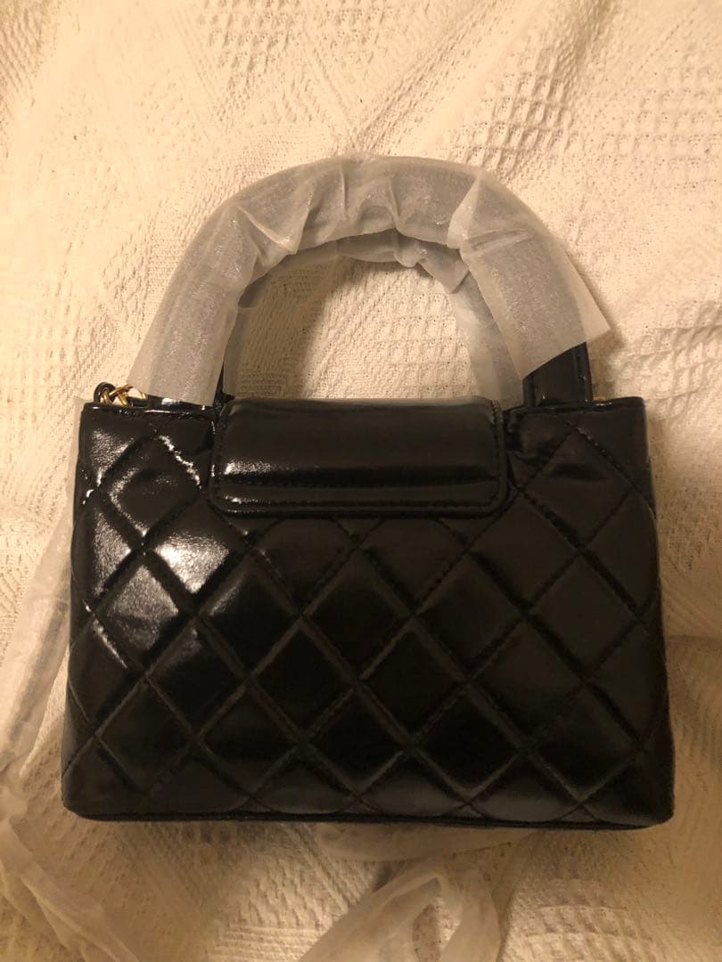 CHANEL ノベルティ キャビアスキン ショルダーバッグ ミニバッグ ブラック