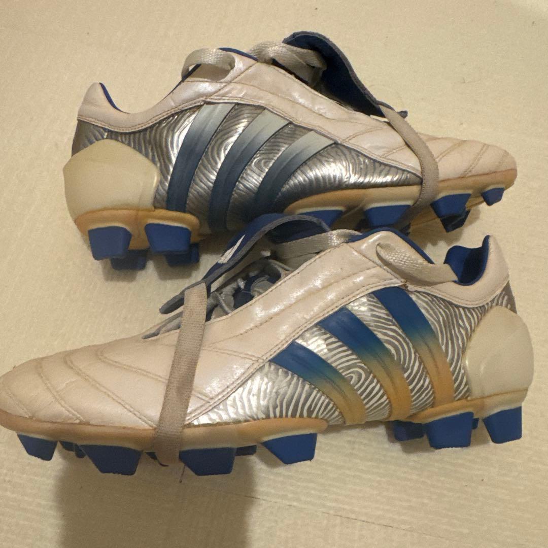 adidas プレデターパルス　FG ベッカムモデル