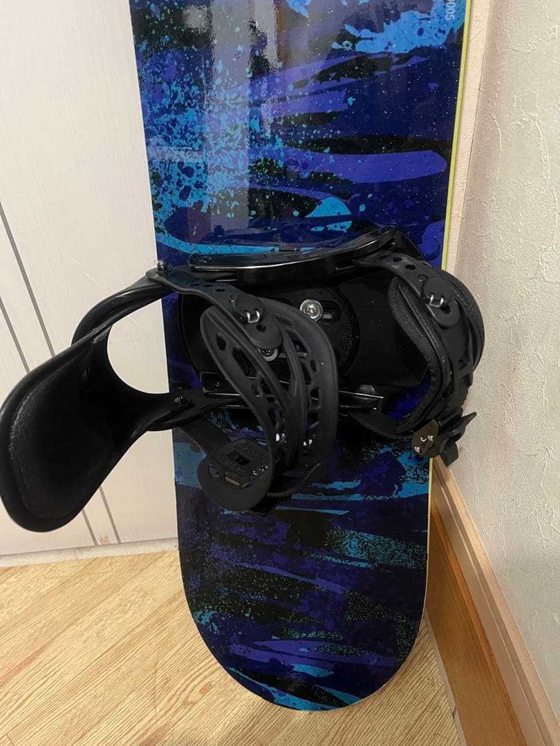 日本ブランド！！元気な中高生男子！ボード！phantom 143cm 新品バイン