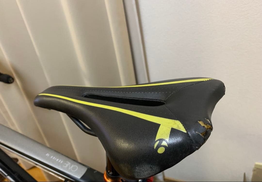 Trek ロードバイク Shimano sora 直接引き取り限定