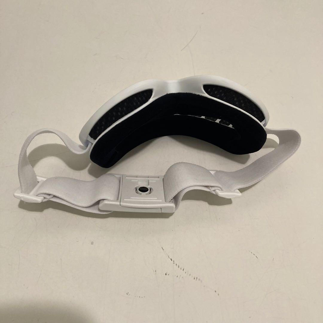 新品 25-26 リボルト ゴーグル ホワイト REVOLT スーパー ライト