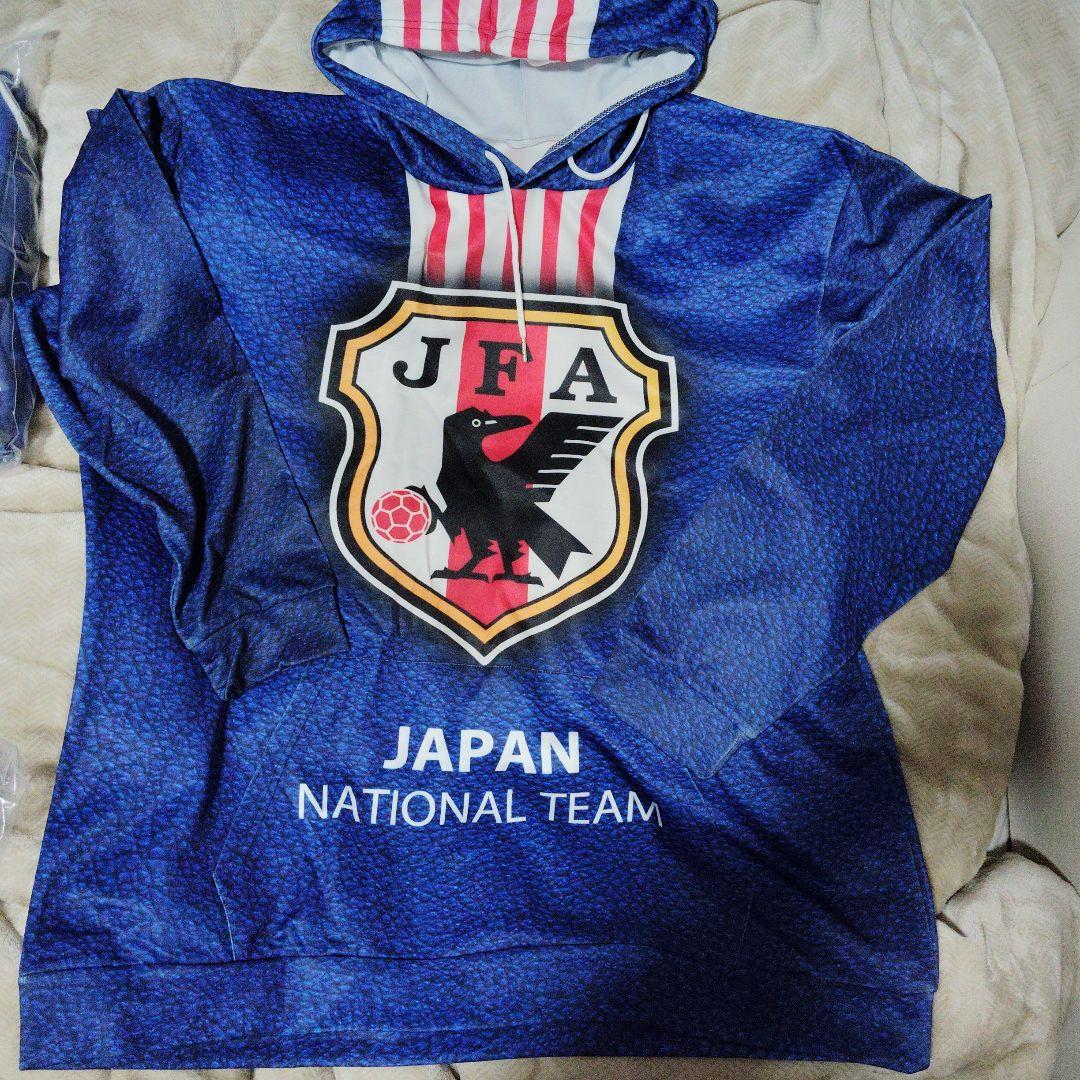 日本代表パーカー二枚、アディダストレーニングウェア風、上着のみ