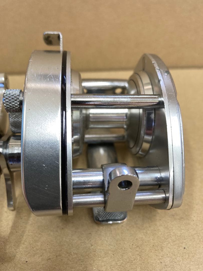 SHIMANO Bantam 100 ベイトリール