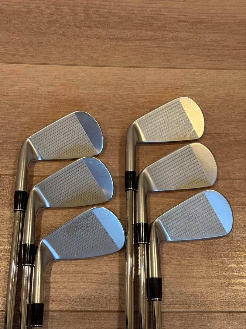スリクソン　ZXi5 アイアン　Dynamic Gold 120 5番〜P