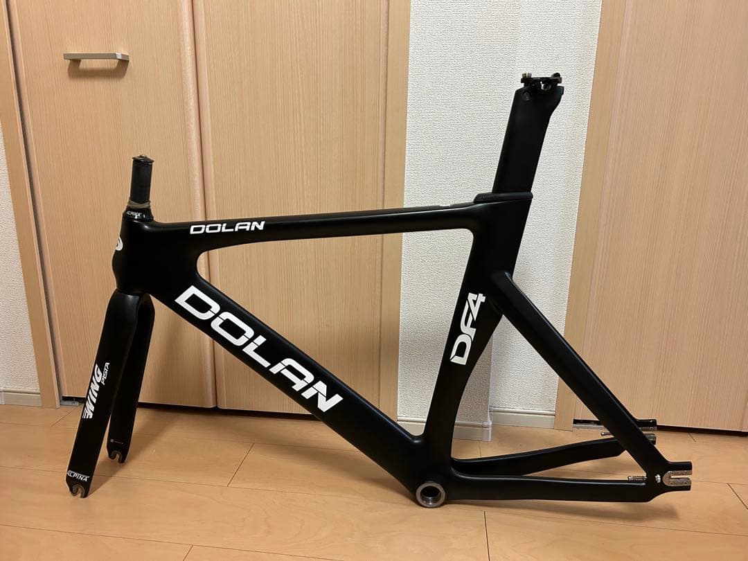 DOLAN DF4 フレームセット サイズ57