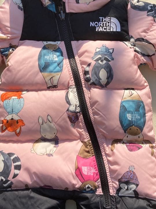 ノースフェイスの赤ちゃん用ダウン