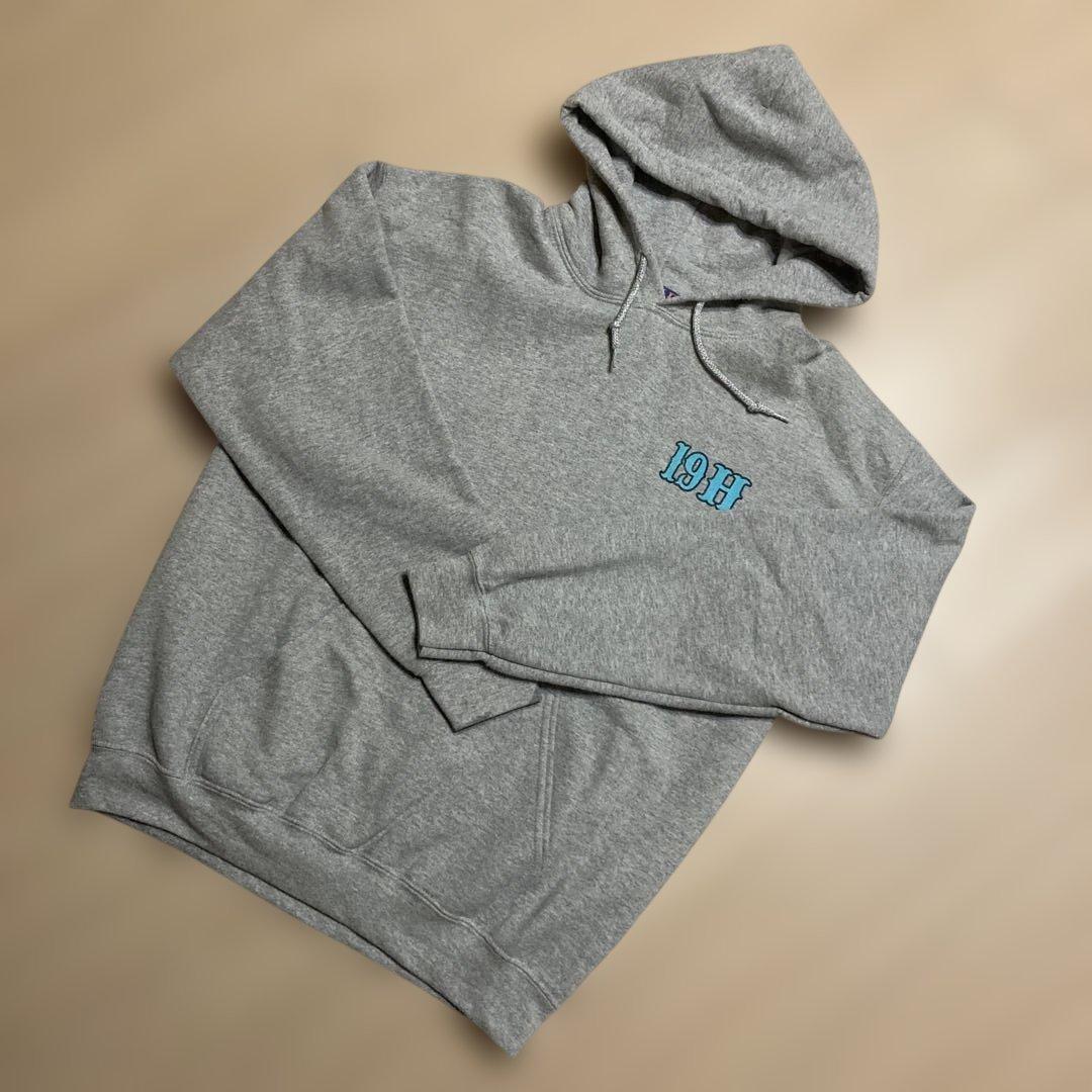 美品 HACCI GOLF CLUB 19HOLE フーディー Mサイズ