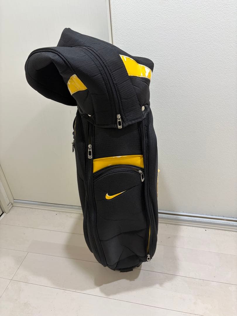 値下げ！即購入歓迎！即配送！Nike SQ Sumo 8 ゴルフバッグ