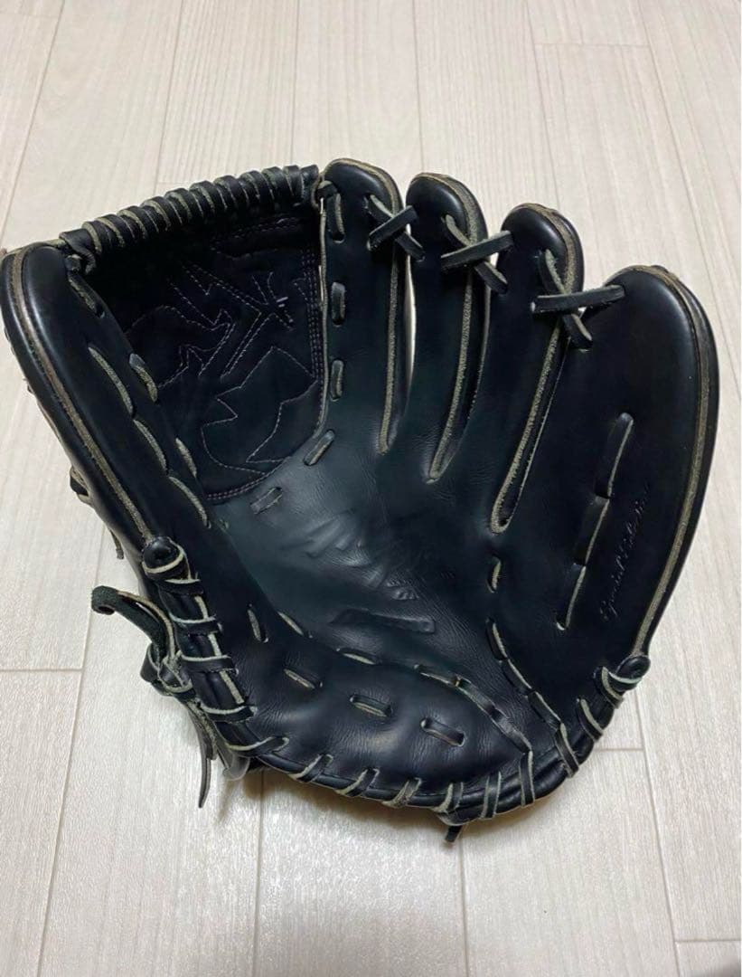 ミズノプロ硬式　投手用グローブ