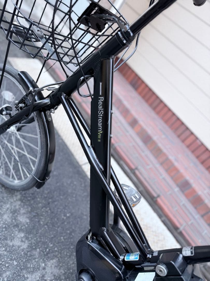 大阪府　ブリヂストン　リアルストリーム 電動アシスト自転車 ブラック