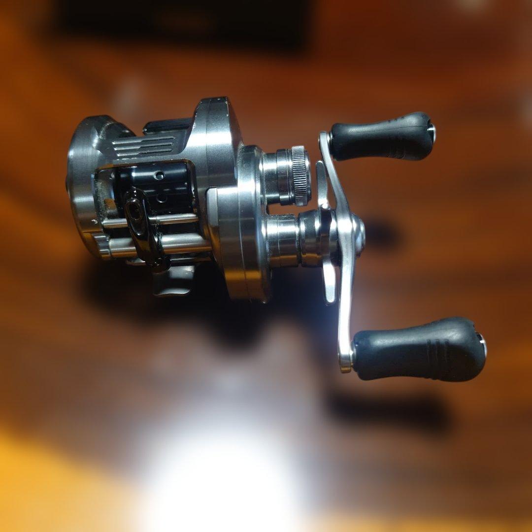 SHIMANO カルカッタコンクエストDC 201HG ベイトリール