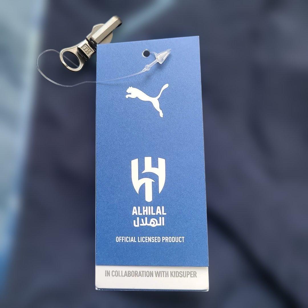 PUMA　アルヒラリ　新品　リバーシブル　　アウター　サッカー