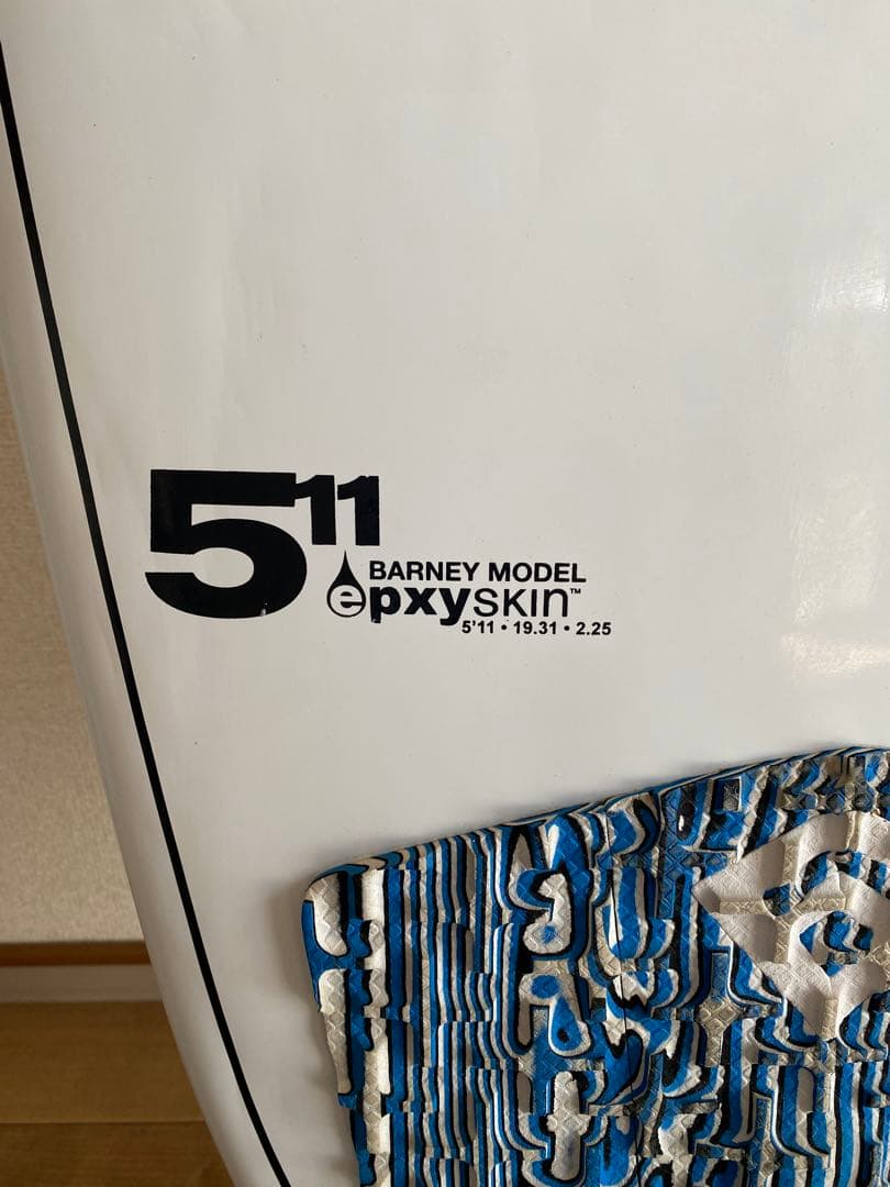 サンタクルーズ5'11 BARNEY MODEL epxyskin サーフボード