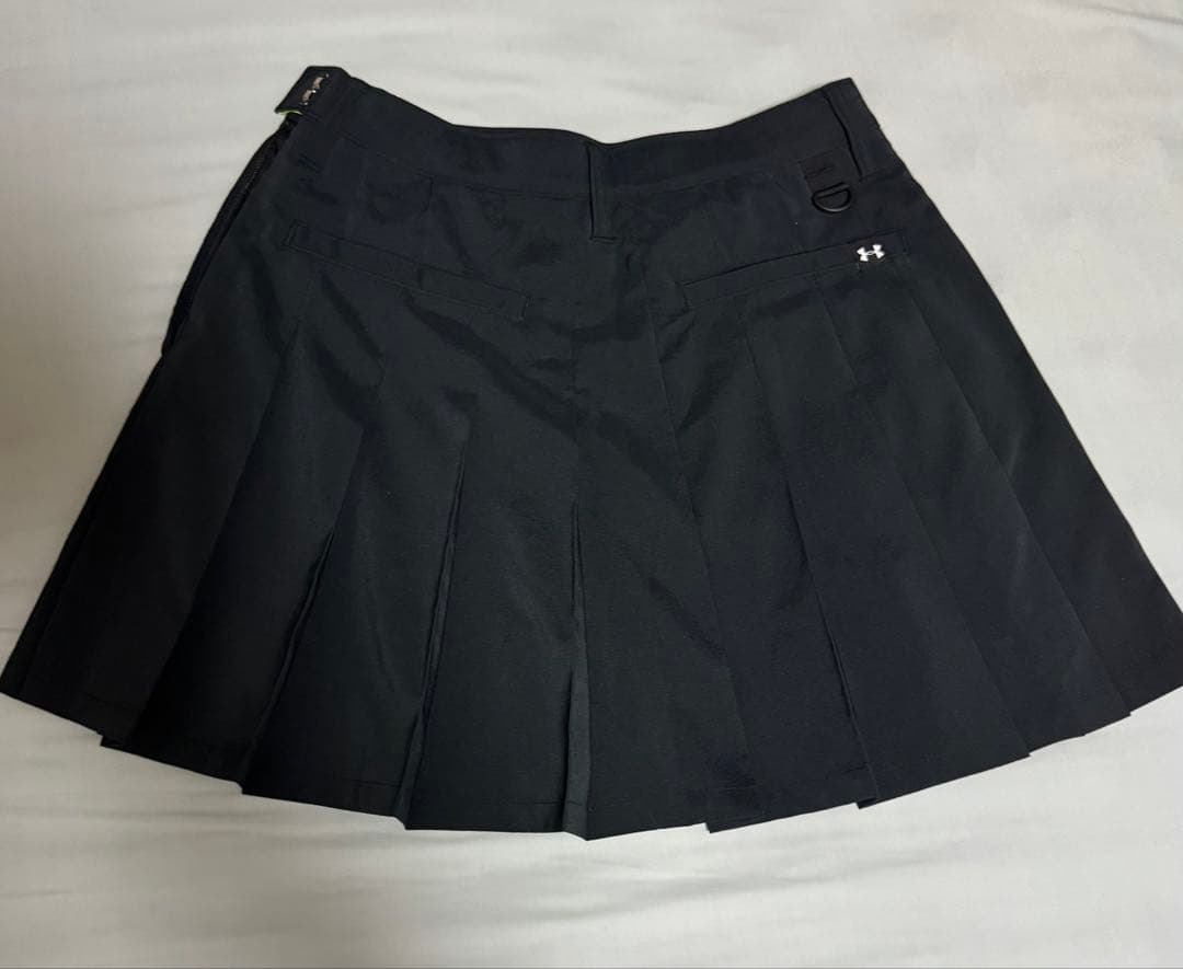 UNDER ARMOUR ゴルフ プリーツスカート ブラック