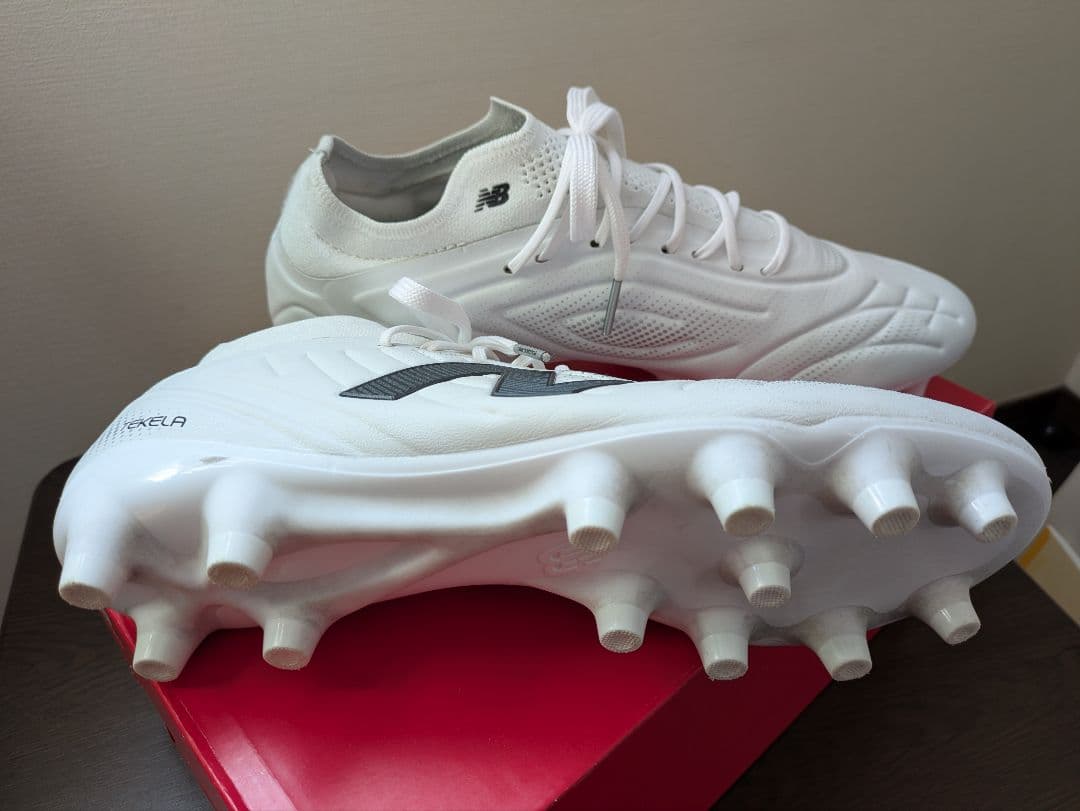 ニューバランス TEKELA PRO LOW LACED HG V5 スパイク