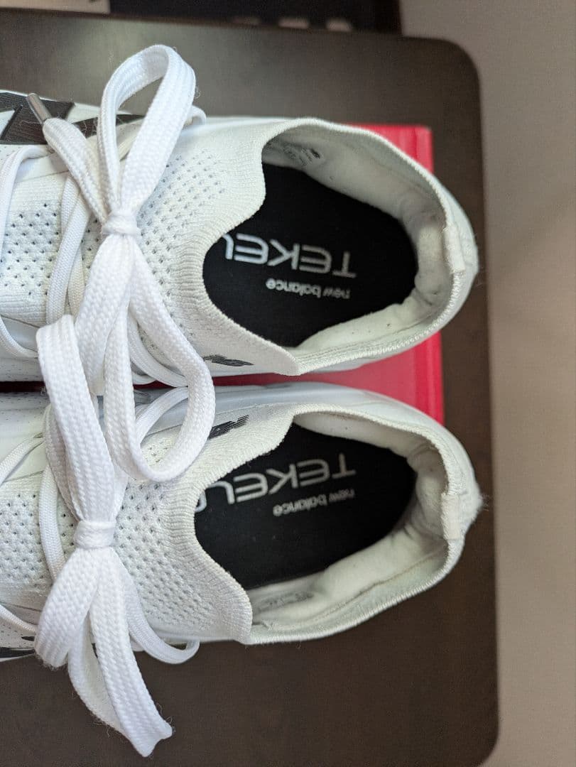 ニューバランス TEKELA PRO LOW LACED HG V5 スパイク