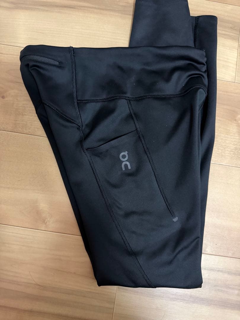 オン On パフォーマンスタイツ Performance Tights ブラック