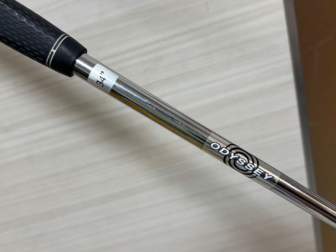 ODYSSEY WHITE DAMASCUS パター