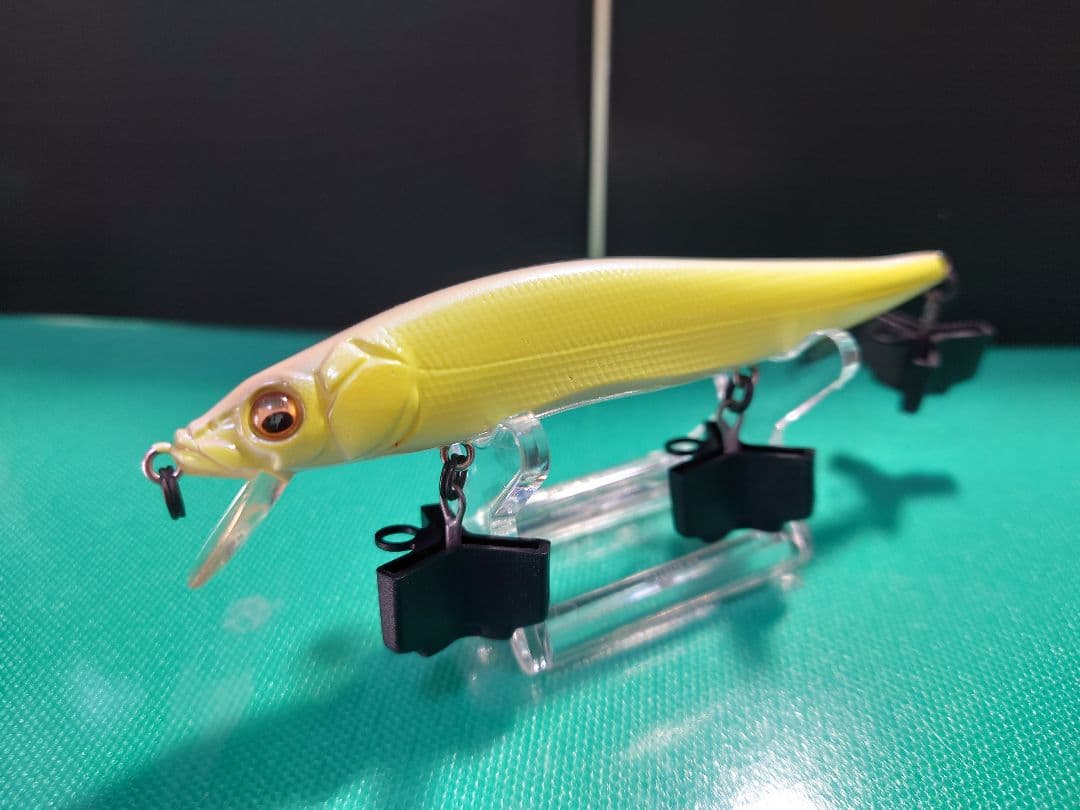 メガバスルアーいろいろセット売りです。１８コ セット売りです。土日値下げ。