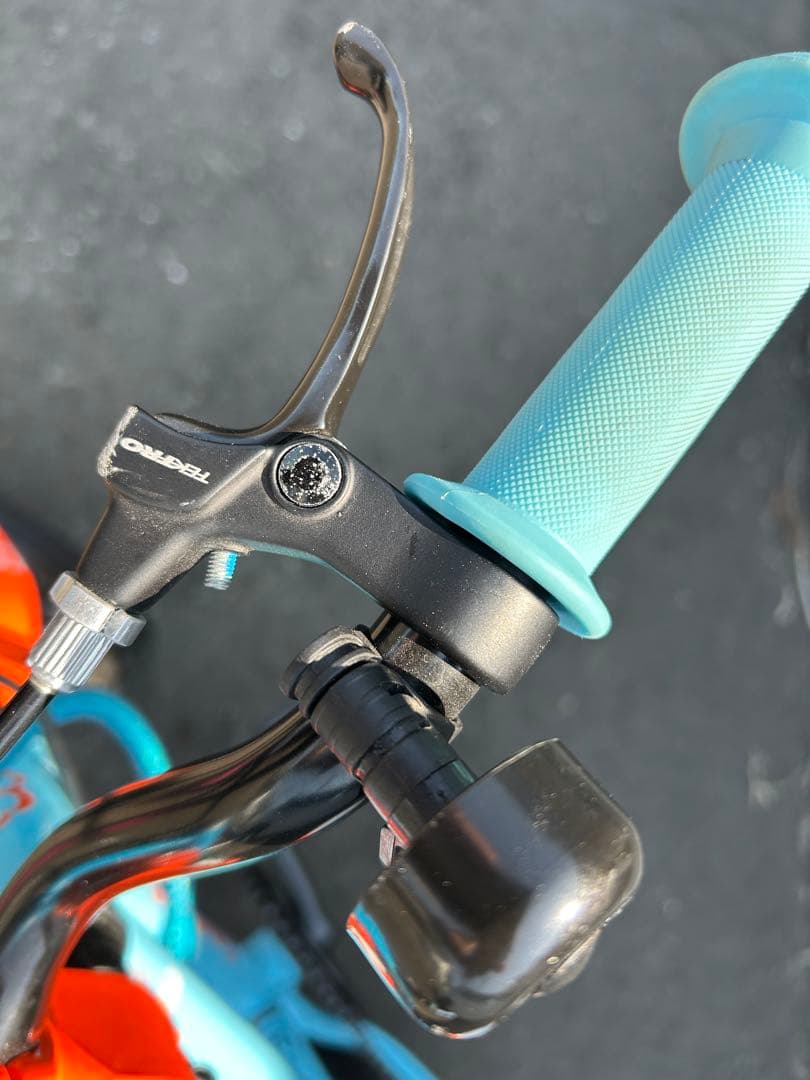 美品　ヨツバサイクル14インチ ラムネブルー スタンド補助輪付(恵庭近隣手渡し)