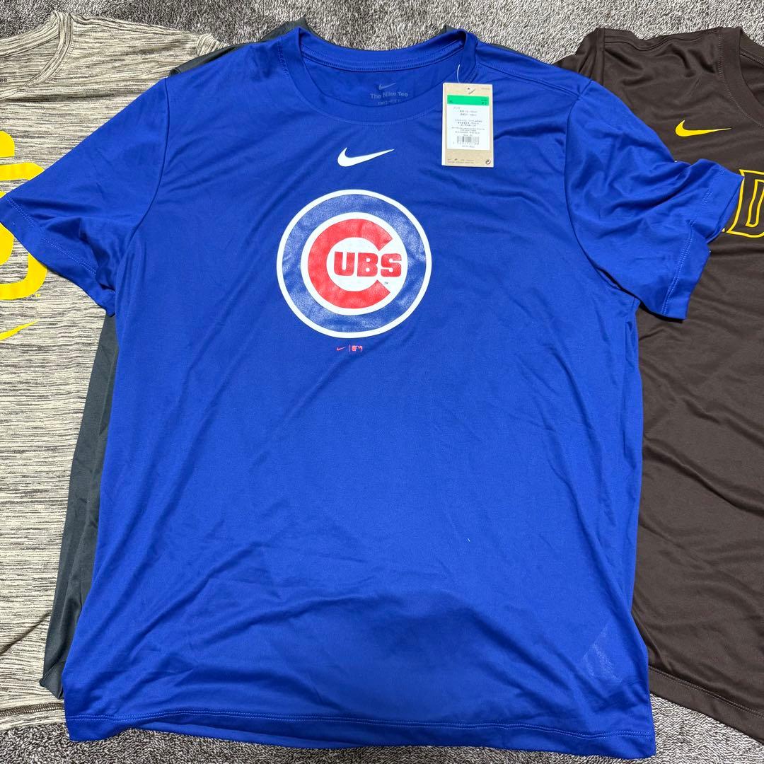 ナイキ　MLB Tシャツ(パドレス・カブス)