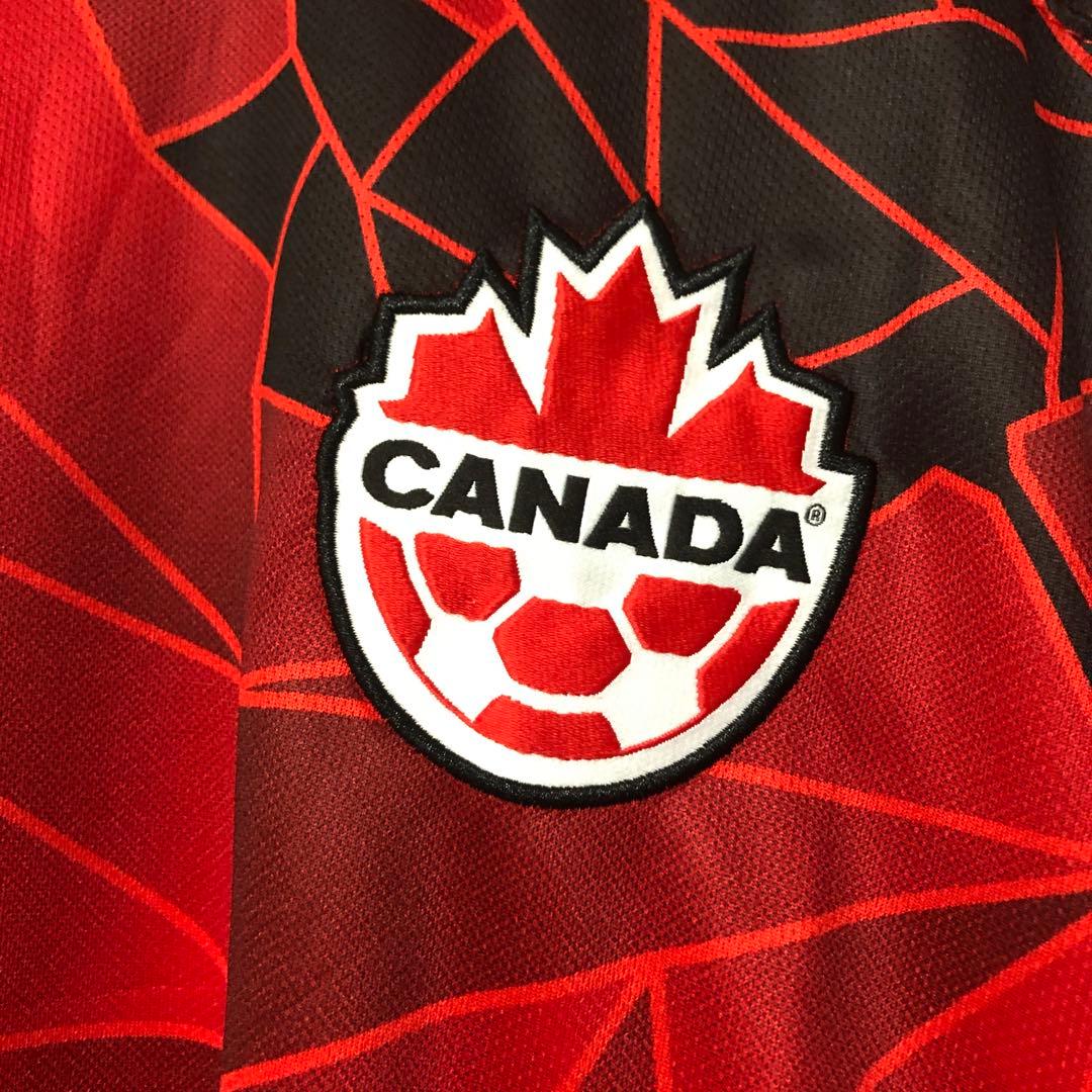 【タグ付き新品】サッカーカナダ代表　ユニフォーム