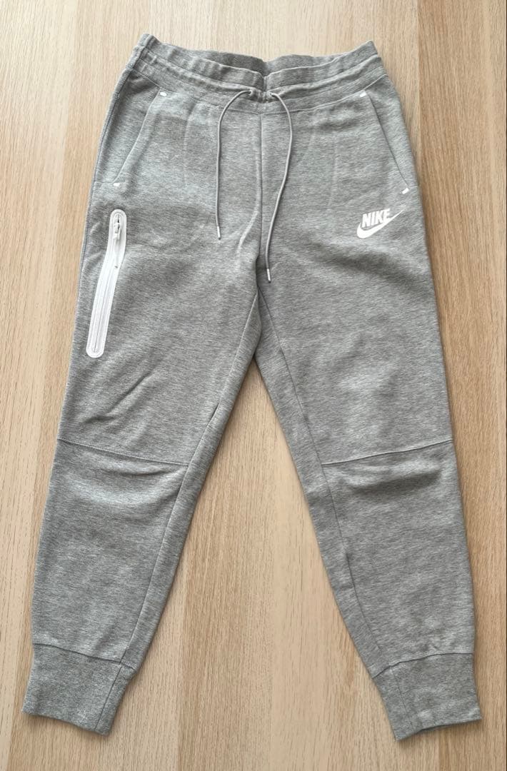 【お値下げ】Nike トレーニングウェア　フード付セットアップ
