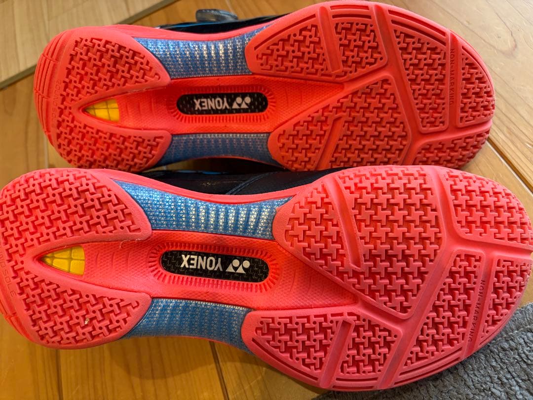 YONEX POWER CUSHION シューズ 25.5cm