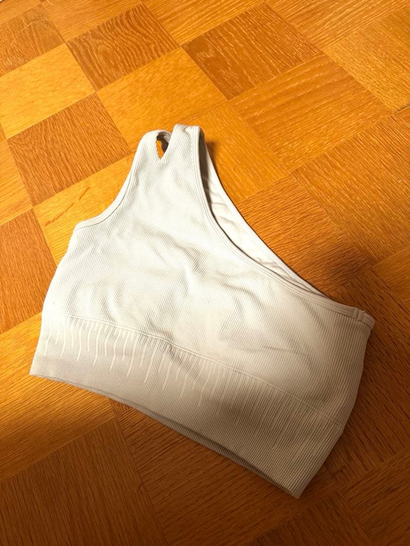 値下wiskii KONO DYNAMIC VEST ワンショルダースポーツブラ